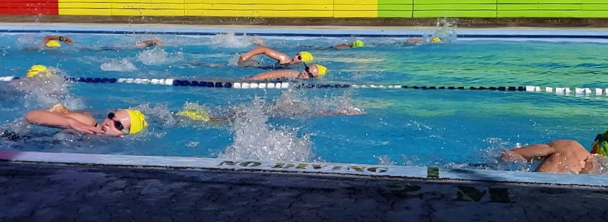 Golden Bay Swimming lessons at the 30m high school pool